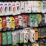 Ais Buddy (เลโม่ โมบาย โฟน) ริมถนนใหญ่ ปากซอยลาดพร้าว41