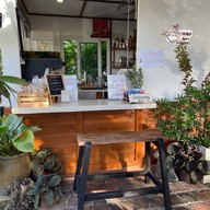 Go Gimm bistro & juice bar  By บ้านอาหาร