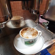 กาแฟสดบ้านช่าง ซ.เฉลิม ร.๙/28