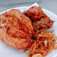 เมนูของร้าน ไก่ทอดหาดใหญ่ ซอยวัดตะเคียน
