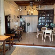 Go Gimm bistro & juice bar  By บ้านอาหาร