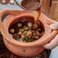 ก๋วยเตี๋ยวเรือหม้อดิน นายกร 188+