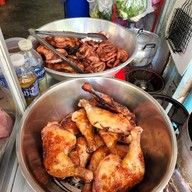 เมนูของร้าน ร้านลาบยโสป้าดา สาทร11 สาขา1