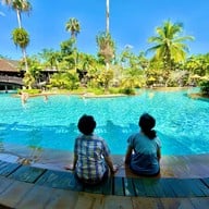 โรงแรมเดอะฮอทสปริงบีชรีสอร์ทแอนด์สปา
