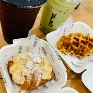 BLK.BOBA สาขาหลักบางแสน