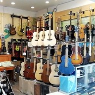 ดนตรีกาล สาขาโลตัส ในห้างโลตัส