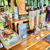 โรงแรมเดอะฮอทสปริงบีชรีสอร์ทแอนด์สปา