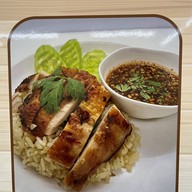 จินชูข้าวมันไก่ สาขาตรัง