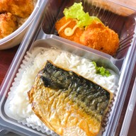 เมนูของร้าน ตามสั่งตามใจ ตำ ยำ แซ่บ  By kitty บางบัวทอง