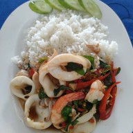 เมนูของร้าน ส้มตำ ร.ฟ.ท. (ไทย)