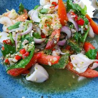 เมนูของร้าน ร้านอาหารริมน้ำแกรนด์เจ้าพระญา Grandchaopraya Ayutthaya