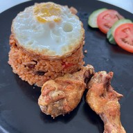 บ้านเชือก คาเฟ่ & เรสเตอรอง