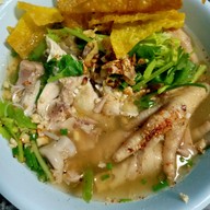 ก๋วยเตี๋ยวชากังราว เกาะสมุย
