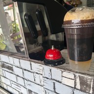 เมนูของร้าน ต้องแวะกาแฟสด