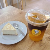 The Branch Cafe X Sandee Art House