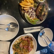 เมนูของร้าน Gimme Gimme Cafe And Gallery เพชรเกษม