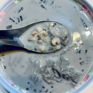 อาร์มน้ำเต้าหู้ ตลาดสาย 2