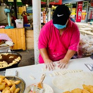 อาร์มน้ำเต้าหู้ ตลาดสาย 2