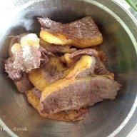ร้านซอยจุ๊ มุกดาหาร(หน้าวัดป่าศิลาวิเวก)
