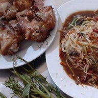 ส้มตำเส้นกรอบ@สันกำแพง ป่าไผ่ม.6