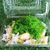 ส้มตำ ยำ ครกแหลก
