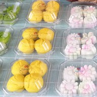 Molamom ขนมไทย ขนมชั้น วุ้น เค้ก ขนมเจ ไหว้เจ้า สาขา1 ประชาราษฎร์บำเพ็ญ 15