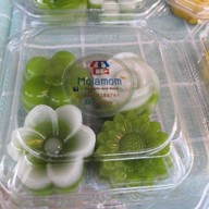 Molamom ขนมไทย ขนมชั้น วุ้น เค้ก ขนมเจ ไหว้เจ้า สาขา1 ประชาราษฎร์บำเพ็ญ 15