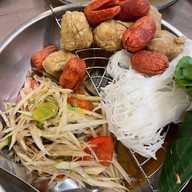 เมนูของร้าน แสนแซ่บ เทอมินอล 21