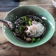 เมนูของร้าน ก๋วยเตี๋ยวเรือ ป.ประทีป ซอยรัชดาภิเษก 32