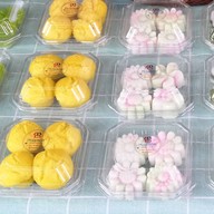 Molamom ขนมไทย ขนมชั้น วุ้น เค้ก ขนมเจ ไหว้เจ้า สาขา1 ประชาราษฎร์บำเพ็ญ 15