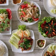 หลงกลิ่นกะเพรา หลงกลิ่นกะเพรา