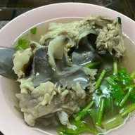 ข้าวต้มหัวปลาเมืองชล เชียงใหม่