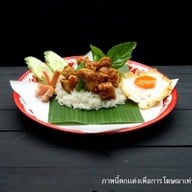 ตั๊ก กะเพราถาด ศูนย์ราชการ