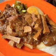 เปาะเปี๊ยะสดขาหมู (เจ้าอาม่า) - คลองถม