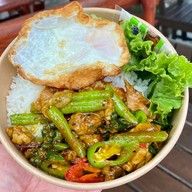 ครัวเถื่อน