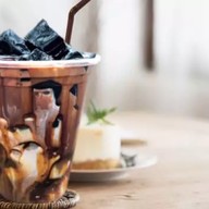 ไก่ทอดเกลืิอ หน้าวังฯ