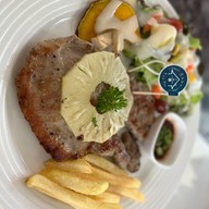 บ้านตัว ต Baan Tua Tor