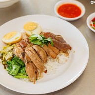 เจ๊เผ่งต้มเลือดหมู