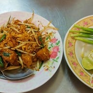 เมนูของร้าน ผัดไทยหอยทอดสุมาลี(เซ็นต์หลุยส์ซอย3)