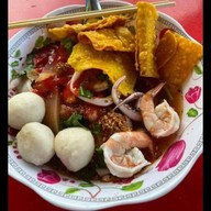 เย็นตาโฟรสเด็ด ต้มเลือดหมูพระนครก๋วยเตี๋ยวหมูน้ำตก สาขาดั้งเดิม
