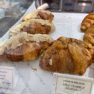 DEAN & DELUCA ดิเอ็มควอเทียร์