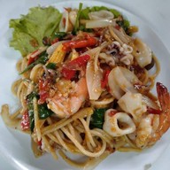 สเต็กพูนทรัพย์  ปาริชาติ ซอย 7