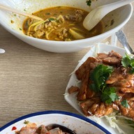 ลำขนาด อาหารเหนือต้นตำรับ สาขาแคโนพี เอกชัย-บางบอน