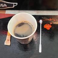 อาหารและกาแฟสด -กระดกBg cafe ศรีราชา