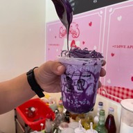 อาหารและกาแฟสด -กระดกBg cafe ศรีราชา