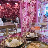 คอระฆังคาเฟ่ บางลำพู