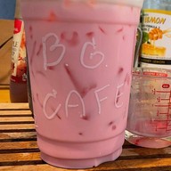 อาหารและกาแฟสด -กระดกBg cafe ศรีราชา