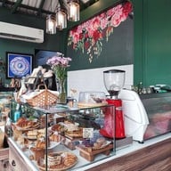 บรรยากาศ Signature Cafe บ้านโป่ง