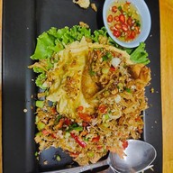 เมนูของร้าน ครัวแม่ฉะม๊อย สาขา 2 อินดี้กัลปพฤกษ์