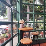 บรรยากาศ Signature Cafe บ้านโป่ง